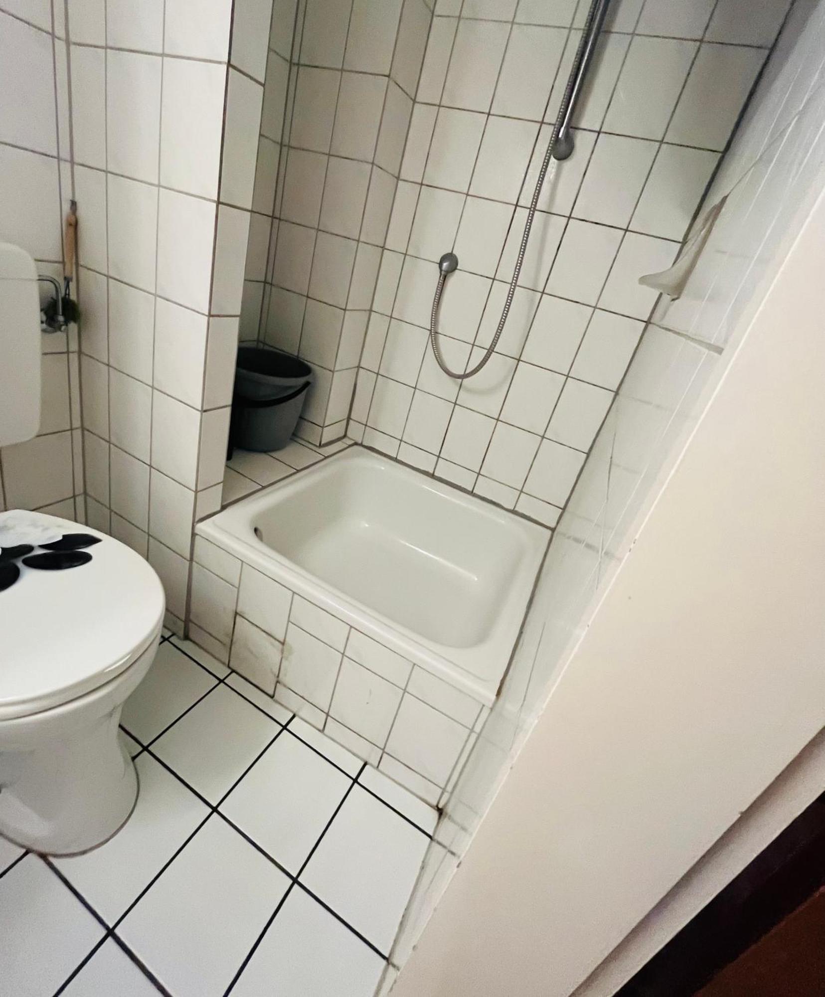 Cool Apartment In City Dortmund Exteriör bild